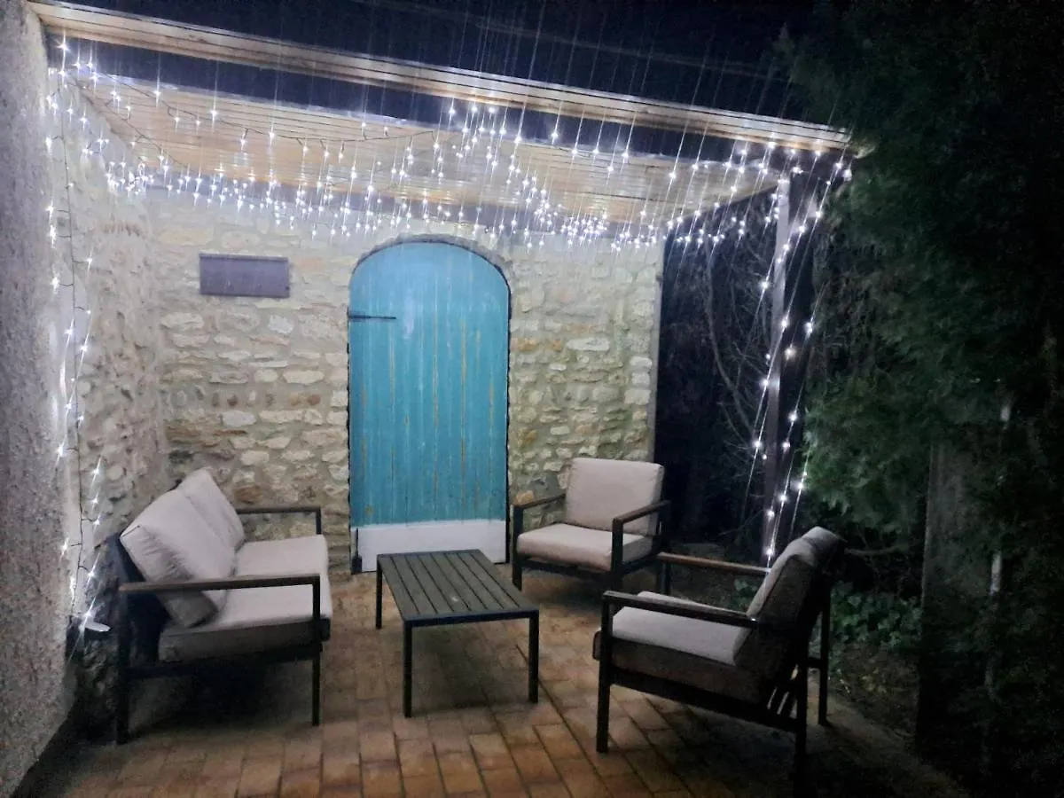 Mas Campagne Etoilee Appartement Caderousse 0*,